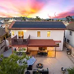 Spacious 4Br Oasis With Pool Table And Spa