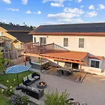 Spacious 4Br Oasis With Pool Table And Spa