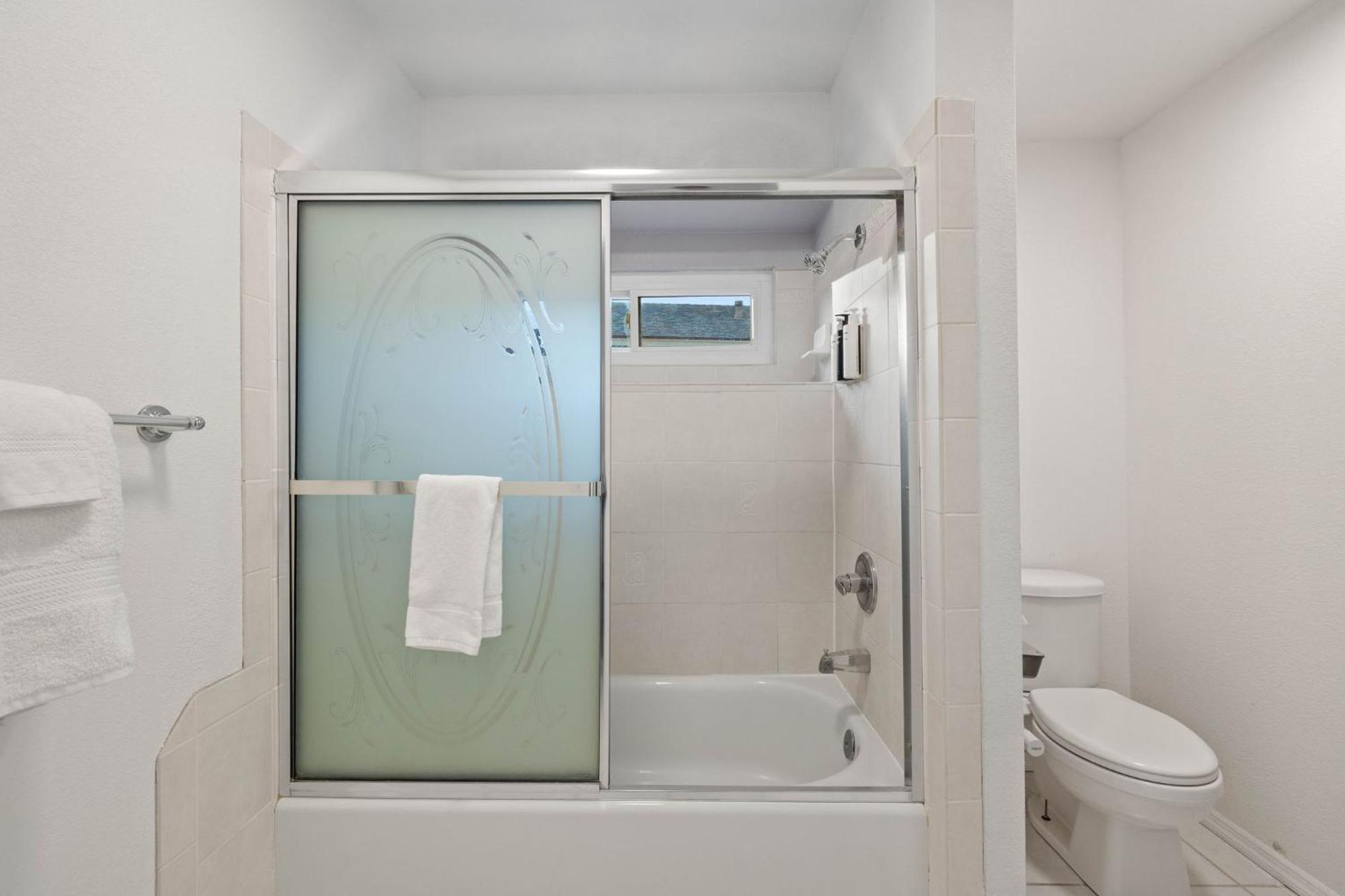 Villa Spacious 4br Oasis With Pool Table And *