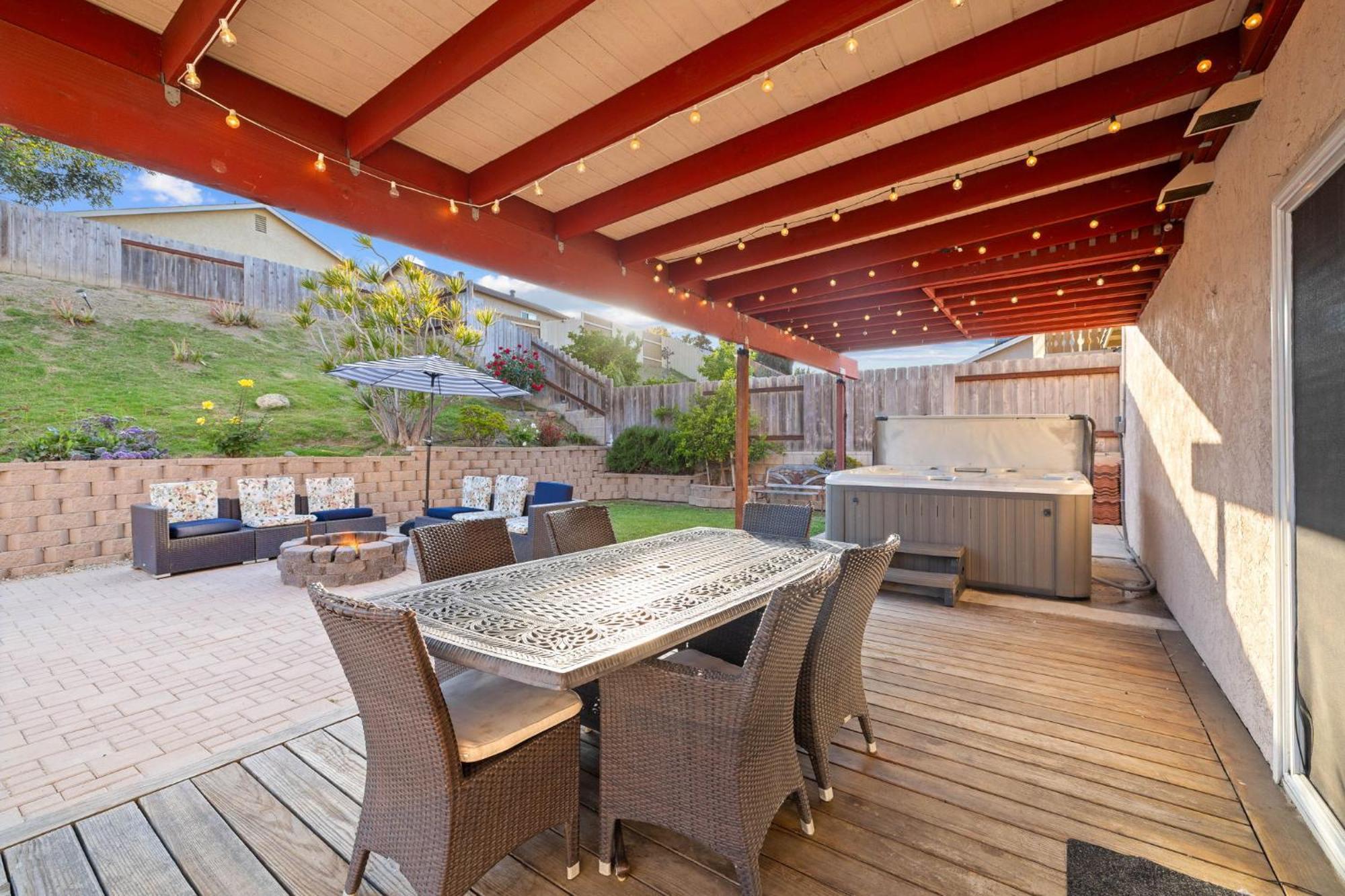 Spacious 4br Oasis With Pool Table And Villa *