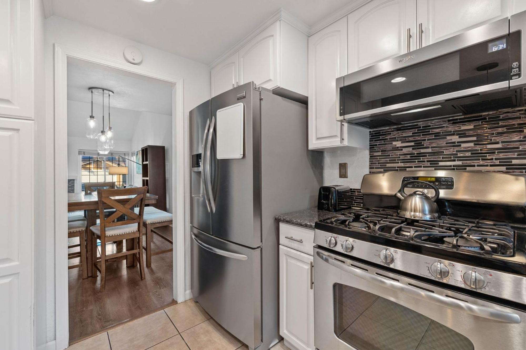 Villa Spacious 4br Oasis With Pool Table And *