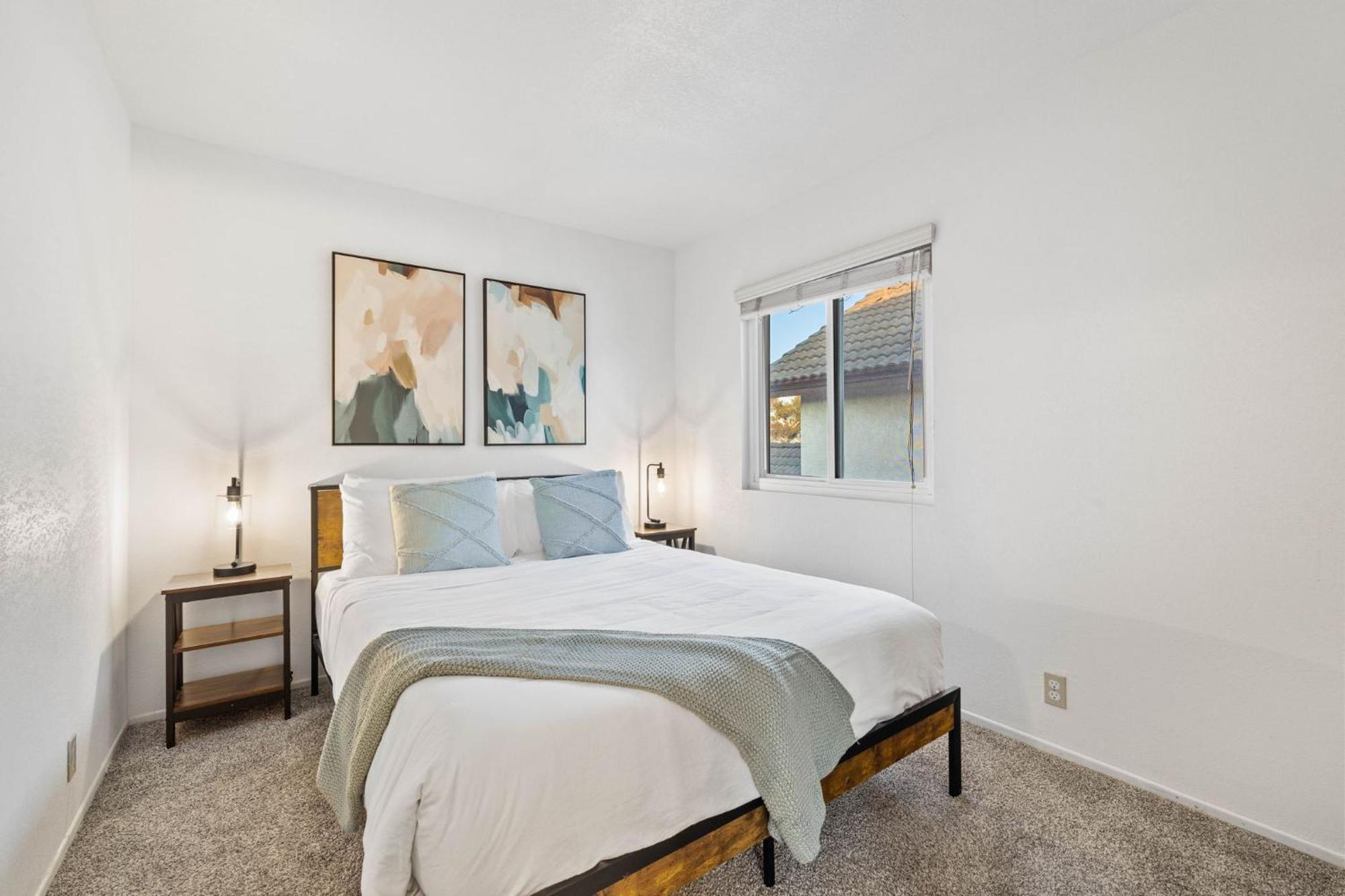 Spacious 4br Oasis With Pool Table And Villa San Diego