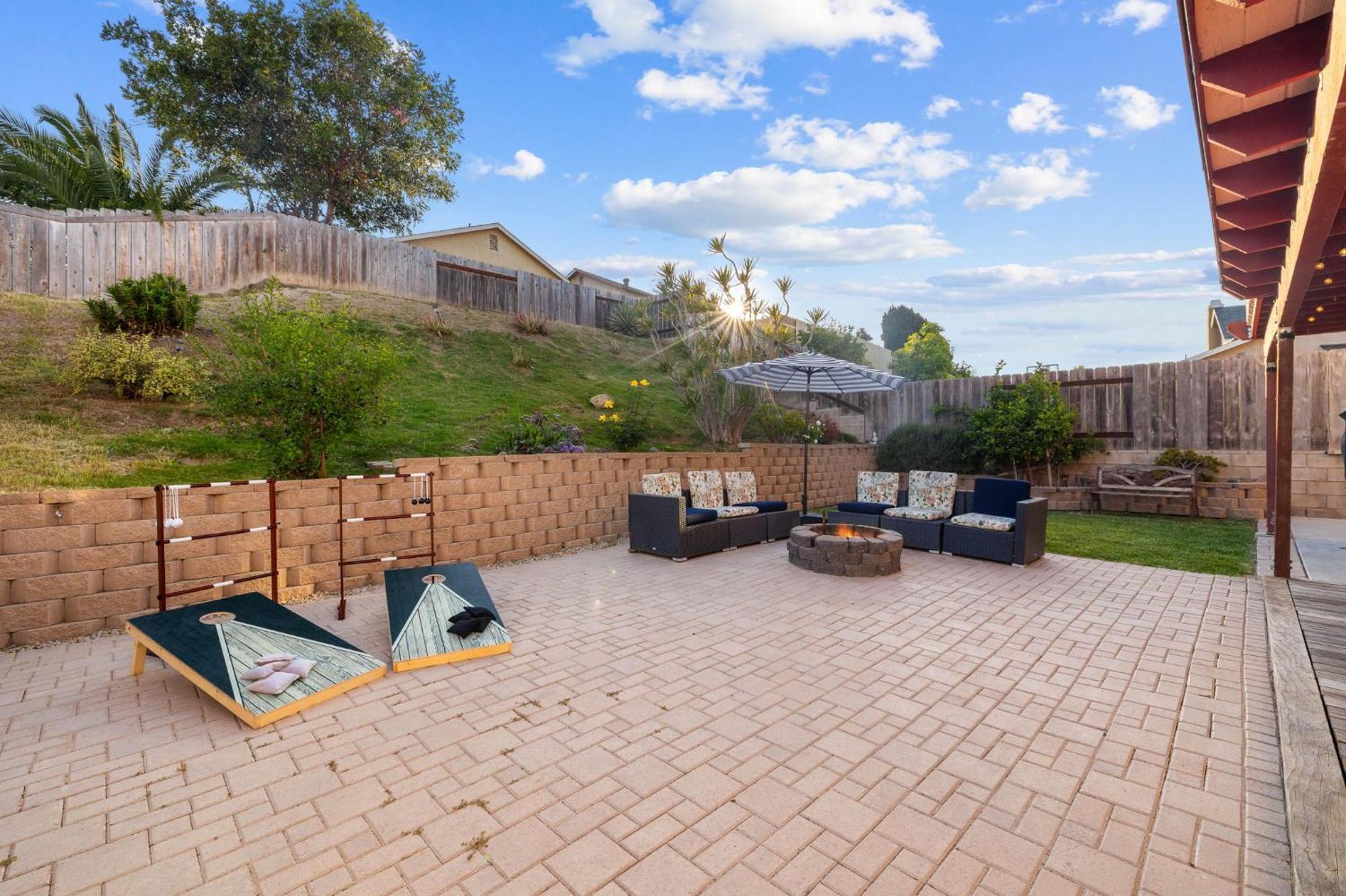 Spacious 4br Oasis With Pool Table And Villa *