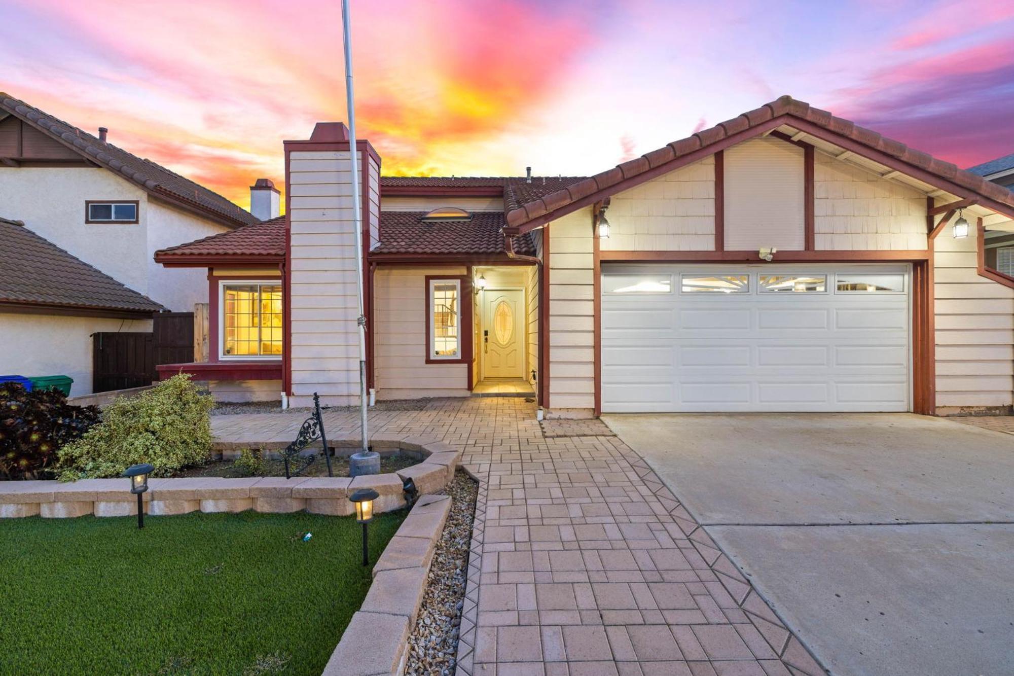 Spacious 4br Oasis With Pool Table And *